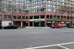 211 E Ohio St, Chicago, IL 60611 - Photo 2