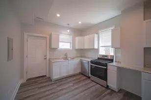 6333 S Racine Ave, Chicago, IL 60636 - Photo 8
