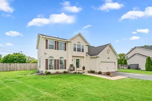 609 Plymouth Ct, Oswego, IL 60543 - Photo 1