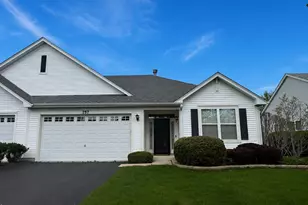 757 Bellevue Cir, Oswego, IL 60543 - Photo 1