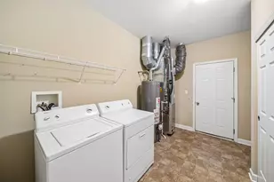 757 Bellevue Cir, Oswego, IL 60543 - Photo 18
