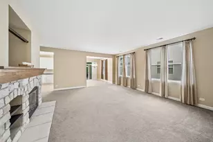 757 Bellevue Cir, Oswego, IL 60543 - Photo 4