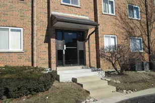 920 Casey Ct, Schaumburg, IL 60173 - Photo 1