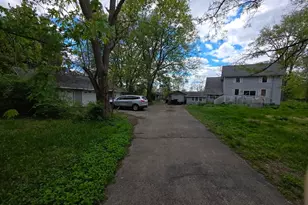 6737 Ryberg Rd, Rockford, IL 61109 - Photo 2