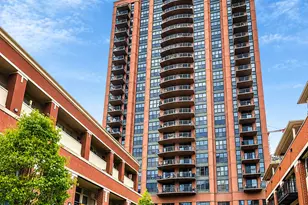 330 N Jefferson St, Chicago, IL 60661 - Photo 1