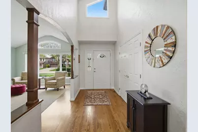 8841 N Birch Avenue, Morton Grove, IL 60053 - Photo 4