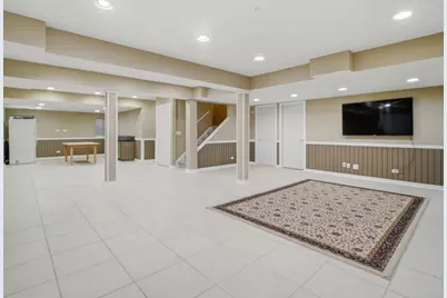 8841 N Birch Avenue, Morton Grove, IL 60053 - Photo 28