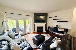 9730 Koch Ct, Orland Park, IL 60467 - Photo 8