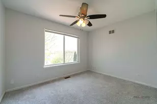 7943 Dada Dr, Gurnee, IL 60031 - Photo 32