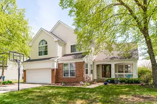 7943 Dada Dr, Gurnee, IL 60031 - Photo 2