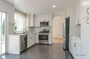 7943 Dada Dr, Gurnee, IL 60031 - Photo 14