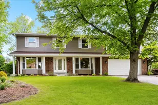 2925 Parkside Dr, Highland Park, IL 60035 - Photo 1