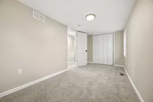 2812 20th St, Rockford, IL 61109 - Photo 14