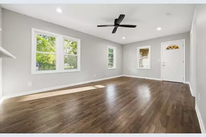 2812 20th Street, Rockford, IL 61109 - Photo 4
