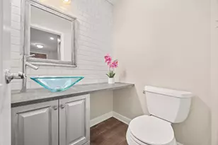 423 Ramblewood Dr, Glen Ellyn, IL 60137 - Photo 18