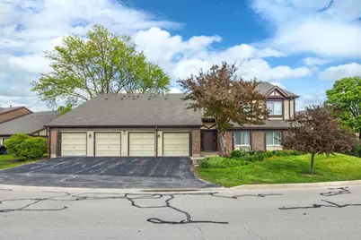 423 Ramblewood Drive #D, Glen Ellyn, IL 60137 - Photo 1
