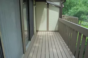 4730 Calvert Dr, Rolling Meadows, IL 60008 - Photo 2