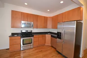2835 N Damen Ave, Chicago, IL 60618 - Photo 2