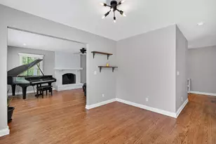 43W239 Hazelwood Trail, Saint Charles, IL 60175 - Photo 26