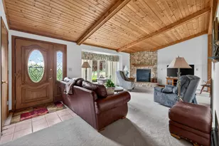 8086 Kane Rd, Waterman, IL 60556 - Photo 10