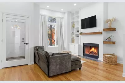 835 S Claremont Avenue, Chicago, IL 60612 - Photo 2