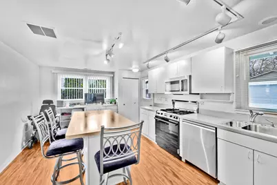 19031 Baker Avenue, Country Club Hills, IL 60478 - Photo 6