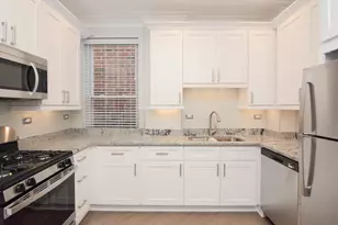 3144 N Oakley Ave, Chicago, IL 60618 - Photo 2