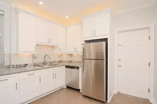 3144 N Oakley Ave, Chicago, IL 60618 - Photo 4