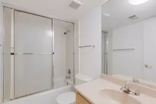 1726 Sessions Walk, Hoffman Estates, IL 60169 - Photo 10