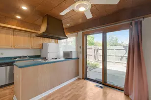 1726 Sessions Walk, Hoffman Estates, IL 60169 - Photo 4