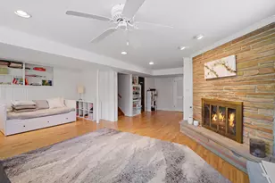 1322 Brook Ln, Glenview, IL 60025 - Photo 8