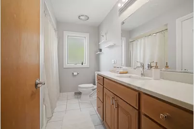 1322 Brook Lane, Glenview, IL 60025 - Photo 10