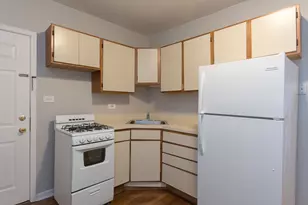 5748 N Winthrop Ave, Chicago, IL 60660 - Photo 4