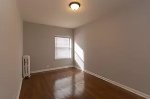 5748 N Winthrop Ave, Chicago, IL 60660 - Photo 16