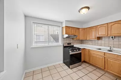 255 E Burlington Street #1, Riverside, IL 60546 - Photo 12