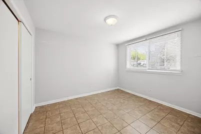 255 E Burlington Street #1, Riverside, IL 60546 - Photo 8