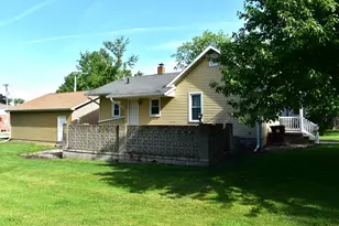 406 N Birch St, Wenona, IL 61377 - Photo 18