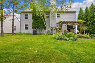 84 N Brittany Ln, Hainesville, IL 60030 - Photo 36