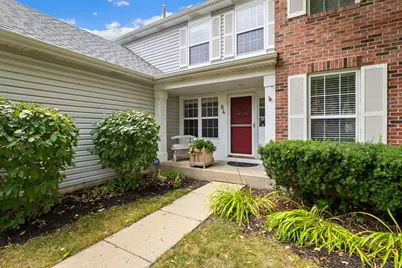 84 N Brittany Lane, Hainesville, IL 60030 - Photo 2