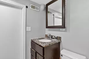 3651 W Wabansia Ave, Chicago, IL 60647 - Photo 10