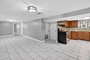 3651 W Wabansia Ave, Chicago, IL 60647 - Photo 4