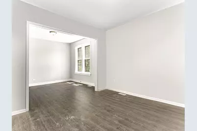9209 S Woodlawn Avenue, Chicago, IL 60619 - Photo 4
