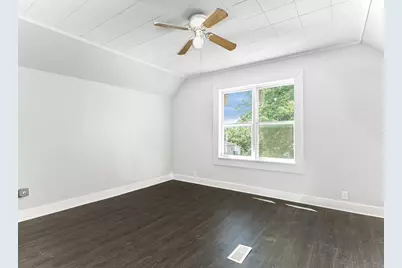 9209 S Woodlawn Avenue, Chicago, IL 60619 - Photo 16