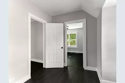 9209 S Woodlawn Avenue, Chicago, IL 60619 - Photo 20