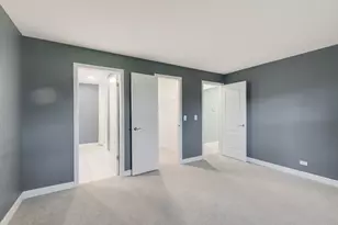 1742 W Orchard Pl, Arlington Heights, IL 60005 - Photo 12