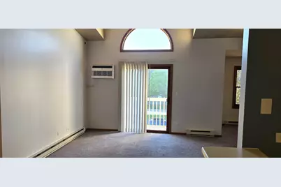 1350 Cunat Court #2D, Lake in the Hills, IL 60156 - Photo 4