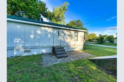 518 Locust Street, Xenia, IL 62899 - Photo 34