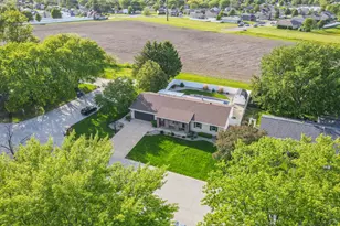 901 Edwin Dr, Bourbonnais, IL 60914 - Photo 40