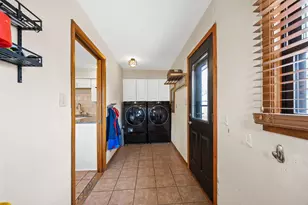 5960 Pershing Ave, Downers Grove, IL 60516 - Photo 12