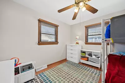 5960 Pershing Avenue, Downers Grove, IL 60516 - Photo 18